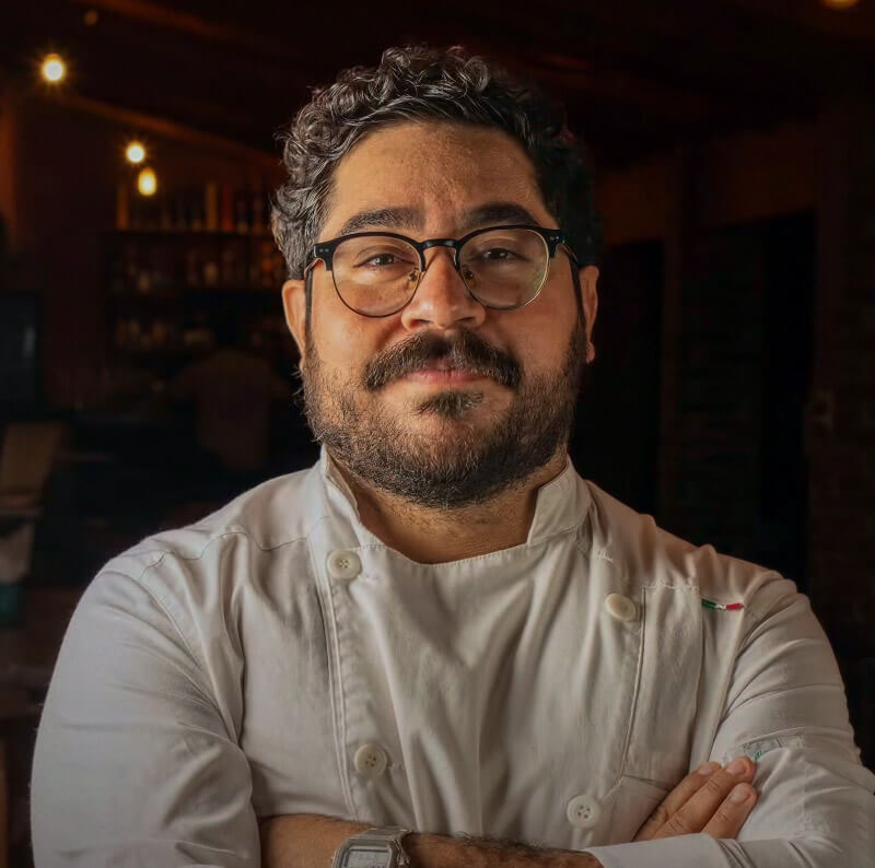 Chef Felipe Meneses, director gastronómico de Grupo Angustina en Ixtapa Zihuatanejo